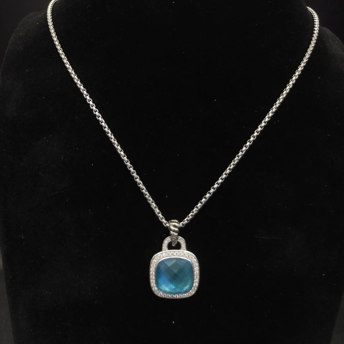 FASHIONISTA DY High-Quality Silver-Plated 14mm Square Diamond Necklace. Gold-Plated Colored Gemstone Necklace. Jewelry .