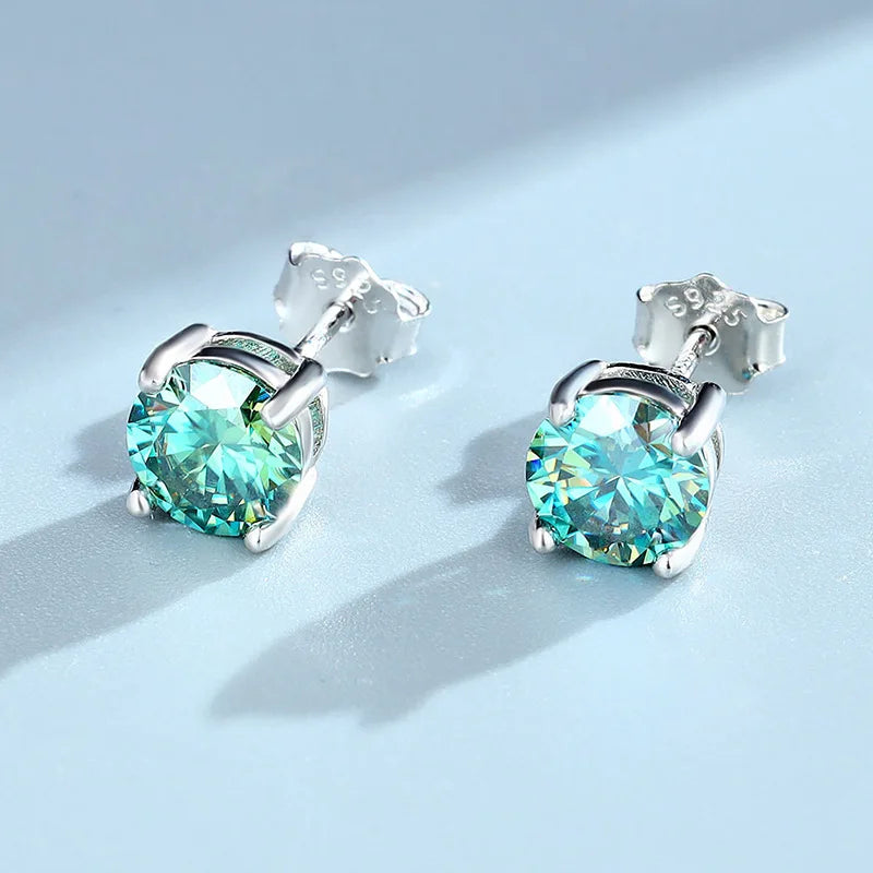ArtistA Factory Multi-Carat Round Brilliant Moissanite Martini-Set S925 Silver Sleek Sophistication Gender-Fluid Solitaire Stud Earrings