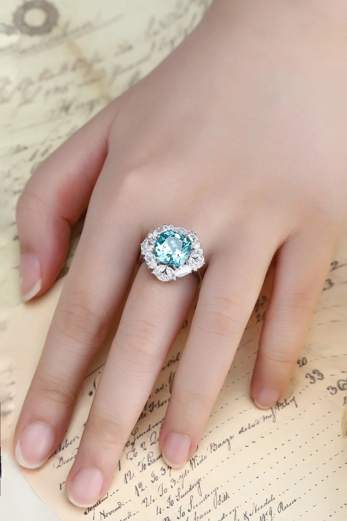 Gemfiori S925 Silver Ring Paraiba 8 * 8 Personalized Design Elegant and Simple Temperament Fashion Versatile Ring Jewelry for Women
