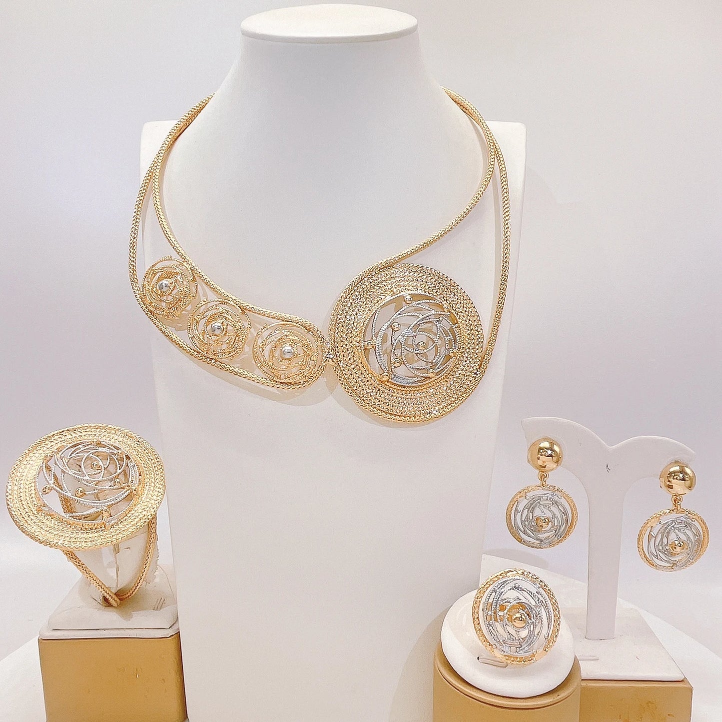 Zhuerrui Italiano Gold Designs Women Jewellery Set Party Fine Costume Jewelry Set Luxury Big Necklace Jewellery Sets X0003230
