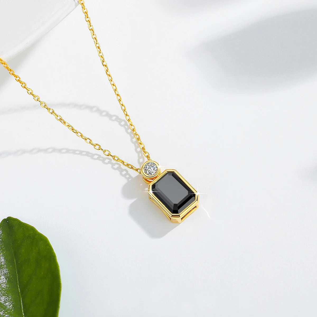 Gioiellieri Personalized Jewelry Woman Engagement Friendship Gift New Year 2 Carat 3 Carat 4 Carat Black Moissanite 14K Gold Hollow Pendant