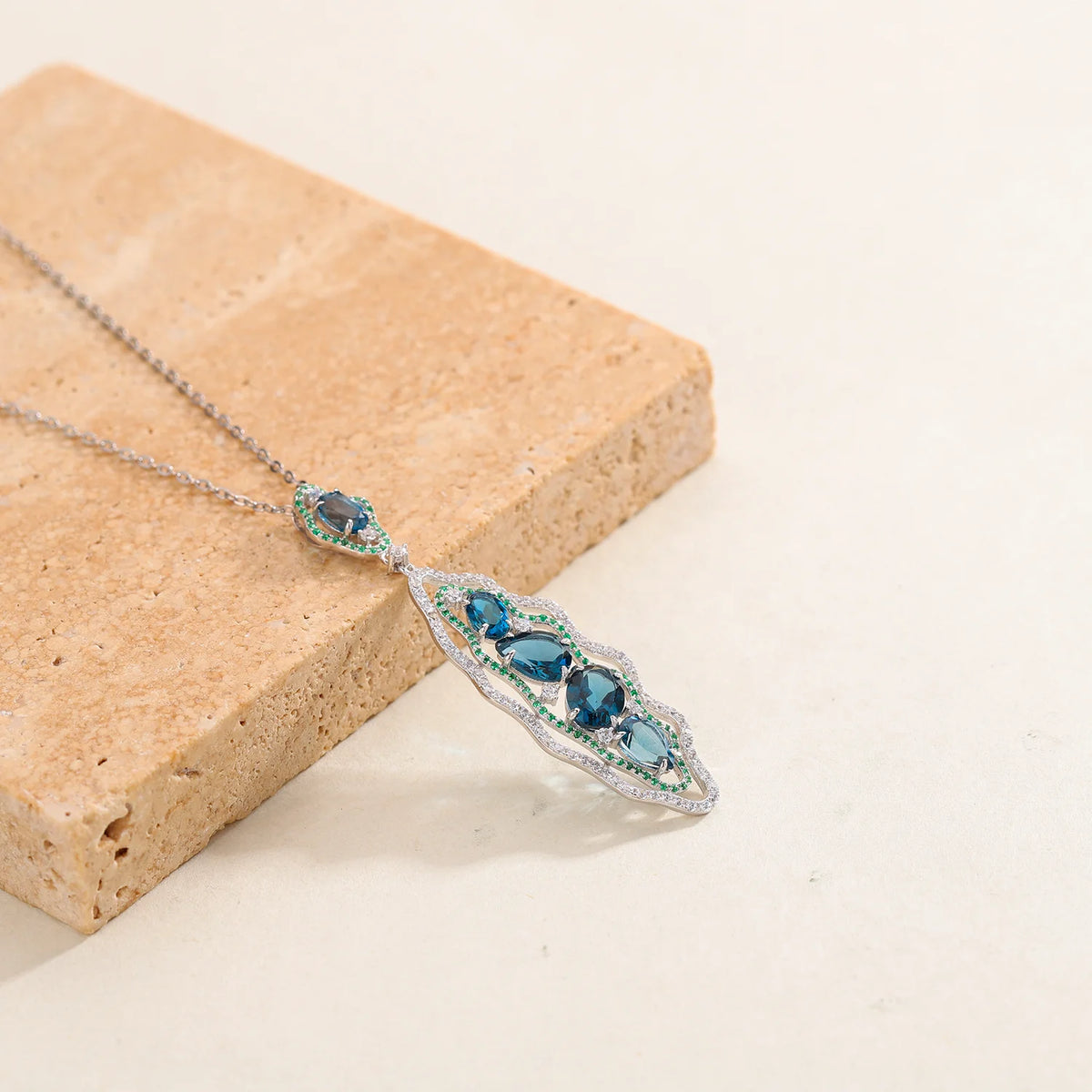 ArtistA W0437 Abding Women Fine Jewelry Handmade 925 Silver London Blue Topaz Gemstone Peanut Shape 3 Pieces Jewelry Set