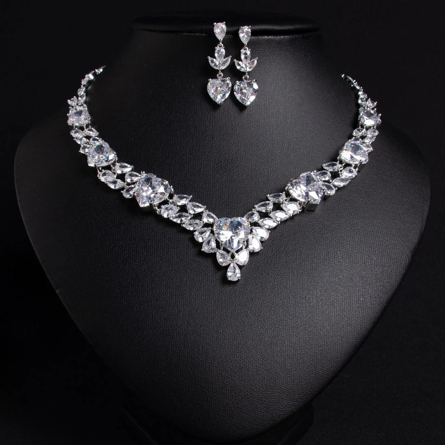 Luxury Heart-Cut Cubic Zirconia Vintage Bridal Necklace & Earrings Set — Rhodium Plated