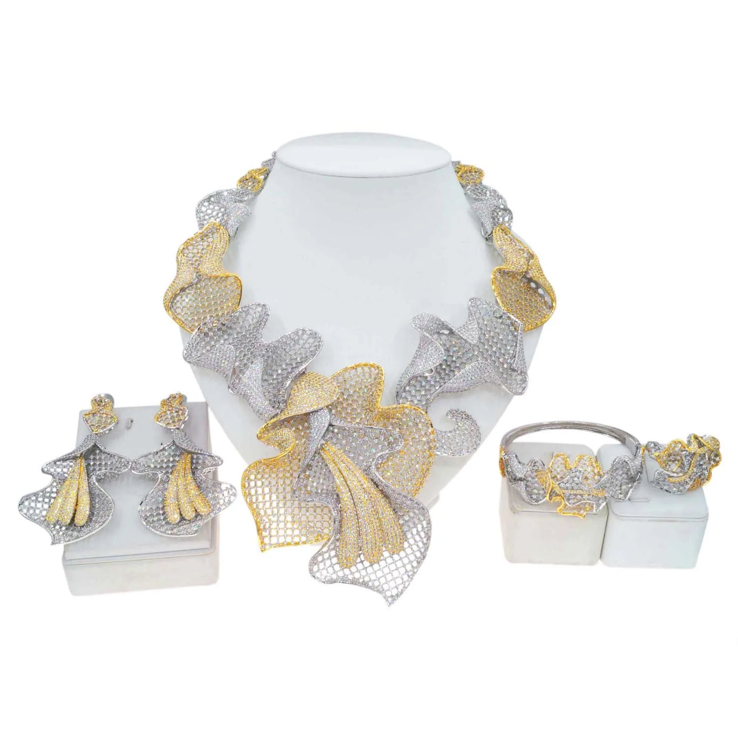 Zhuerrui High Quality Woman Gold Jewelry Set Latest Silver Hollow Out Jewelry Sets Beautiful Bridal Wedding Gifts HZ23077208