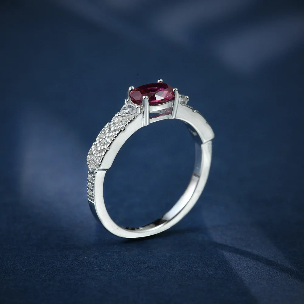 Silverelli | 925 Silver Egg-Shaped Gemstone Ring | 1 Carat | Platinum Plated | Pave Setting