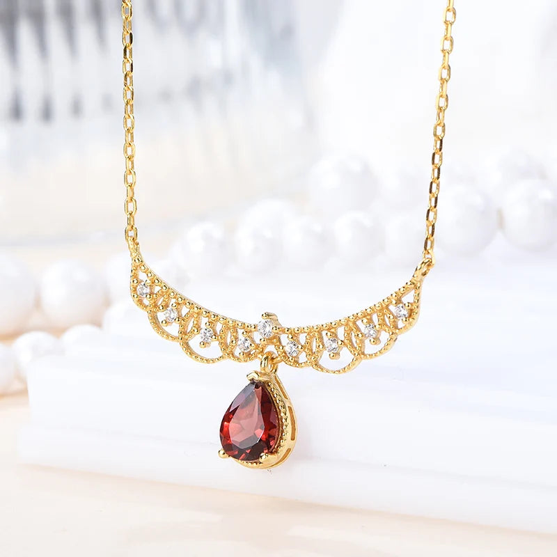 Gioiellieri Natural Garnet Pendant Necklace in 925 Sterling Silver 18K Gold Plated Luxury Jewelry for Anniversary & Party Gift