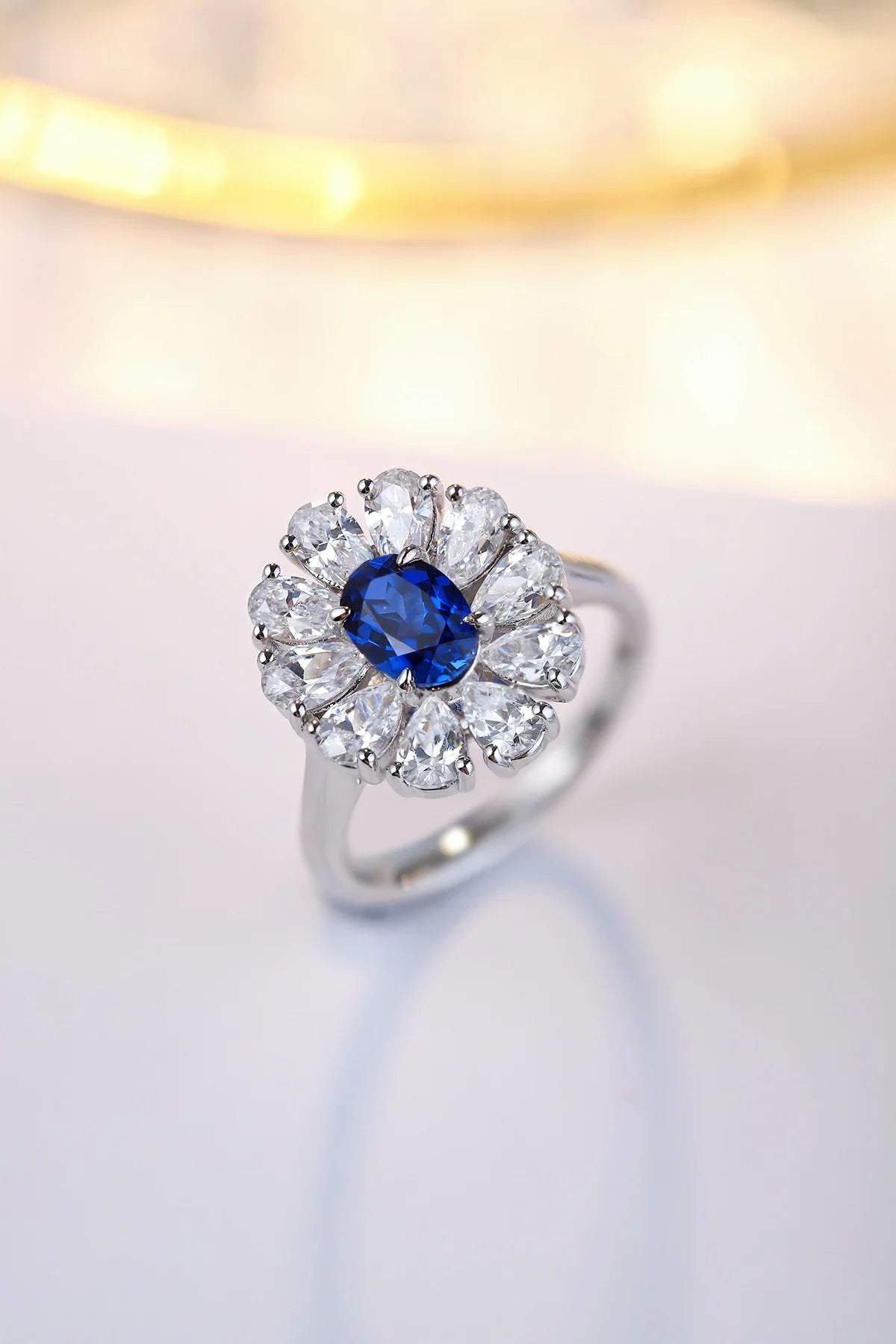 Gemfiori Jewelry Trendy High Quality S925 Silver Cultivated Sapphire Ring Unisex Engagement Ring for Wedding Party or Gift