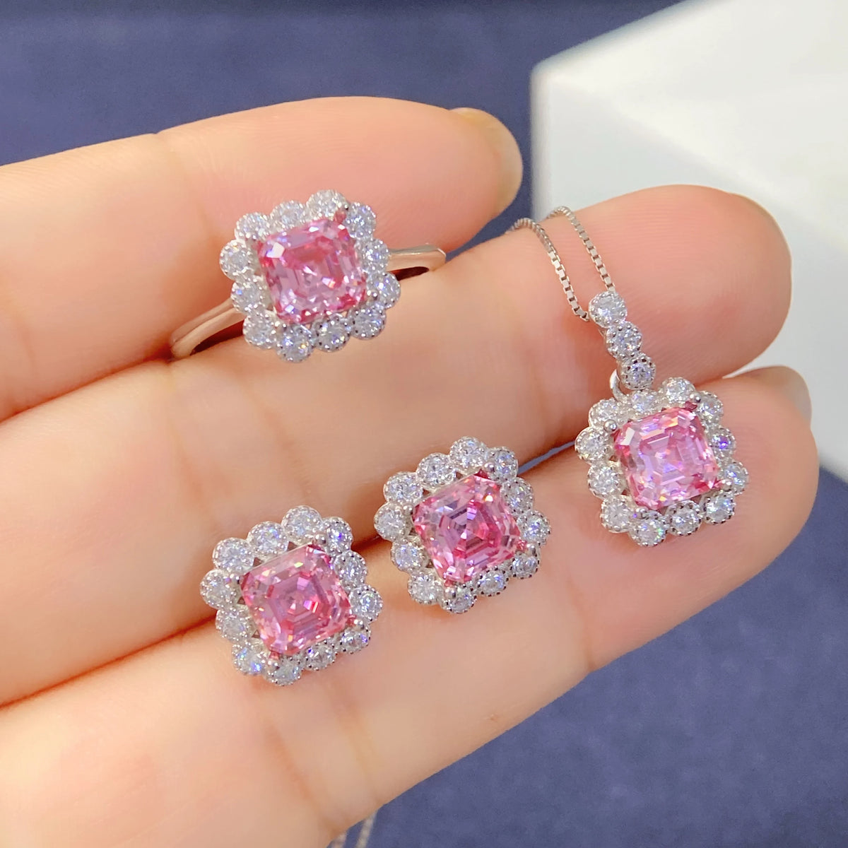 ArtistA Sakura Pink Moissanite Jewelry Set 925 Sterling Silver Ring Pendant Earrings Bridal Wedding Gift for Women