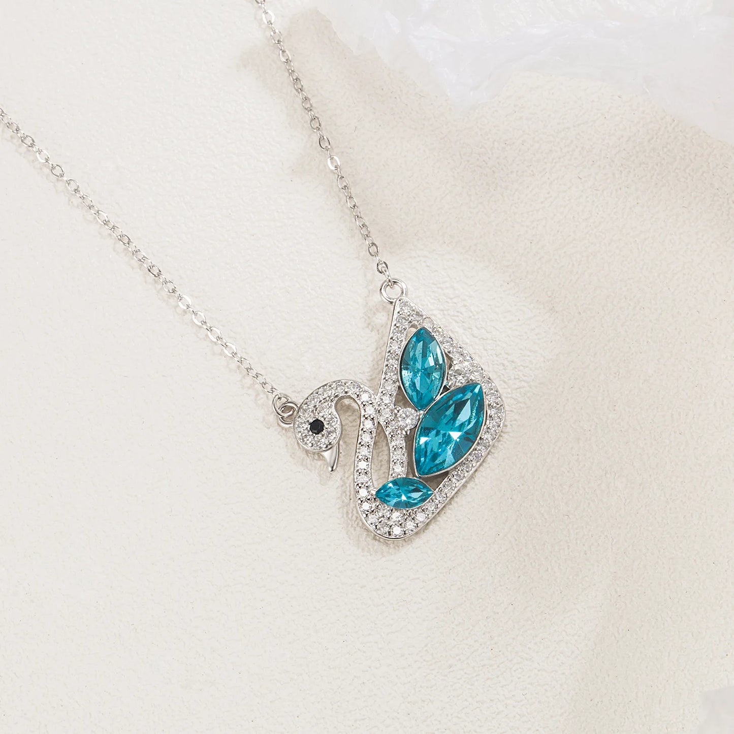 Waterproof 925 Sterling Silver Swan Pendant Necklace Blue Pear Zirconia Elegant Women Wedding Bride Chokers Fine Jewelry Bulk