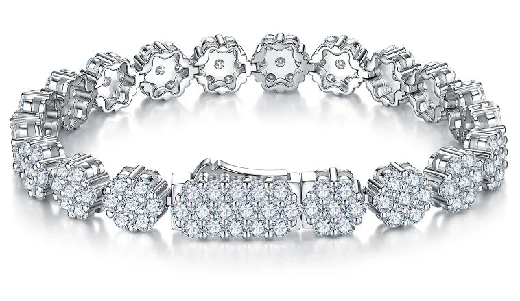 Factory Luxury Jewelry S925 Sterling Silver 2.7mm Cluster Set plum Blossom VVS D Color GRA Moissanite Bracelet for Women