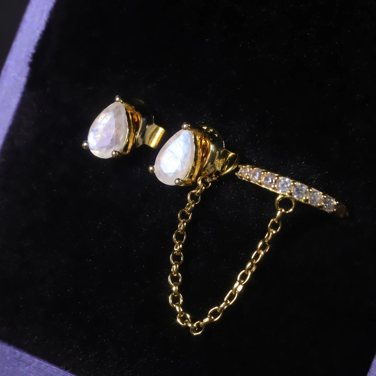 ArtistA F0552 Abiding Fashion Fine Jewelry Pear 4x6MM Moonstone 925 Sterling Silver Long Chain Stud Ear Cuff Earrings