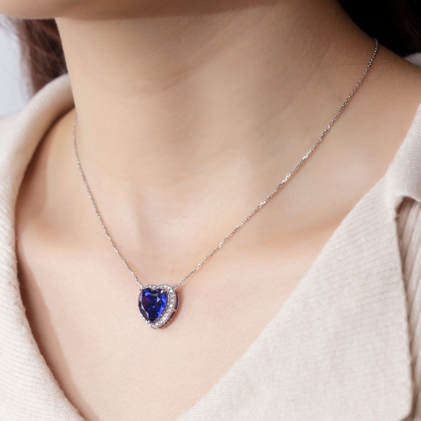 Messi Jewelry MSN-687  Royal Blue Heart 12mm*12mm  Gemstone Necklace Pendant 18K White Gold