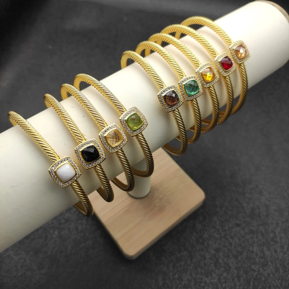 FASHIONISTA DY High-Quality Gold-Plated 4mm Square Diamond Bracelet, Fashionable Colored Diamond Bracelet, Jewelry