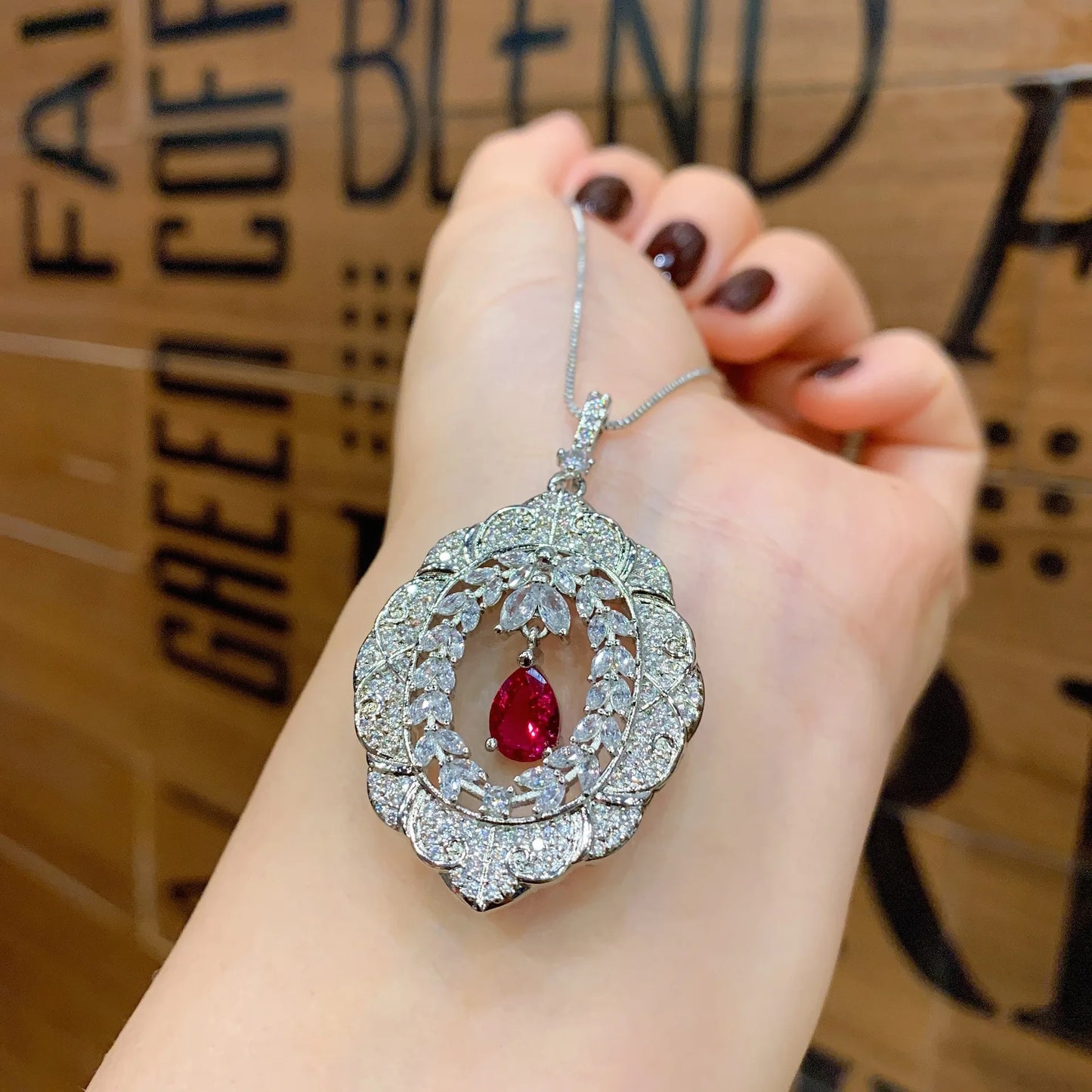 Fashion Red Cubic Zirconia Vintage Micro Pave Diamond Necklace Earrings Set Eco-friendly Copper Red Zircon Jewelry Sets