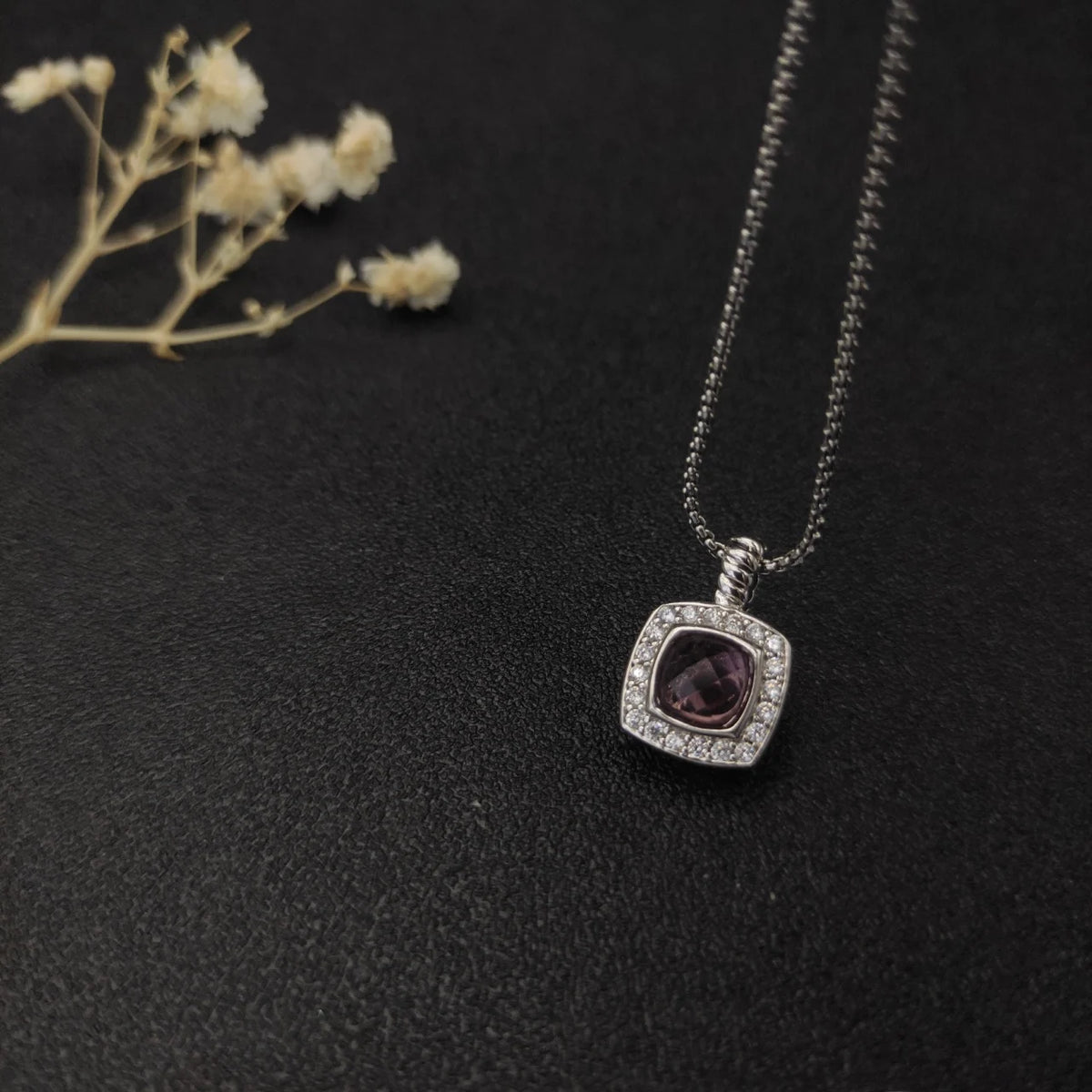 Gemfiori FASHIONISTA DY High-Quality Silver-Plated 7mm Square Diamond Necklace. Gold-Plated 7mm Colored Gemstone Necklace. Jewelry.