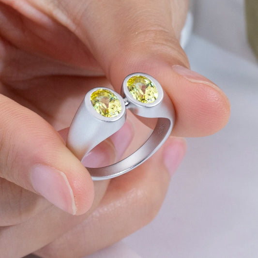 Hot Selling MSR-1901 Latest Designed 925 Silver Two Stones Oval Cut Yellow Sapphire Lab Grown Gemstone Ring
