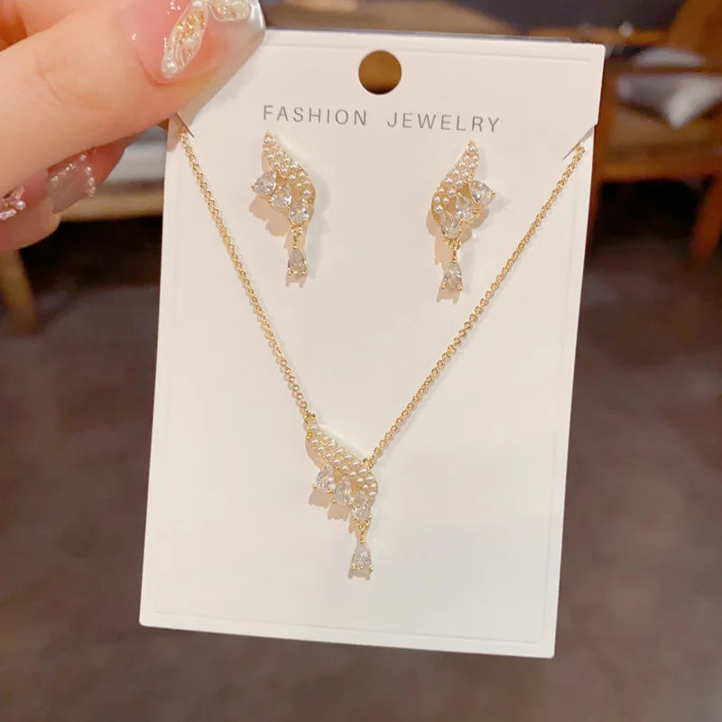 High Quality Fashion Luxury Teardrop Zircon Necklace and Earrings Set Classic Real Gold Plated Jewelry Set for Women