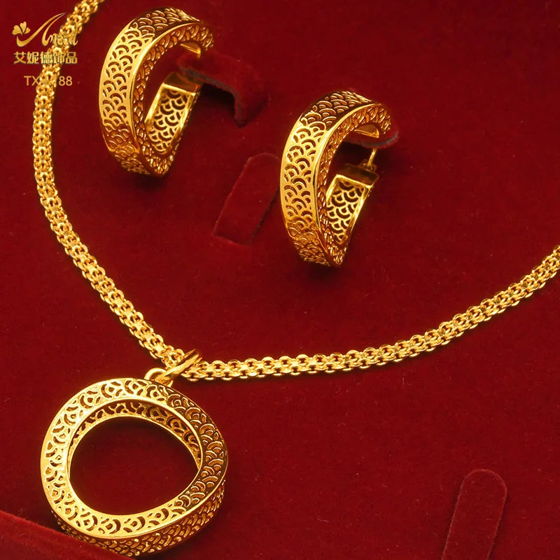 24K Gold Alloy Two-Piece Jewelry Set Indian Dubai Wedding Accessories Sand Gold Twisted Geometric Necklace Earrings for Unisex