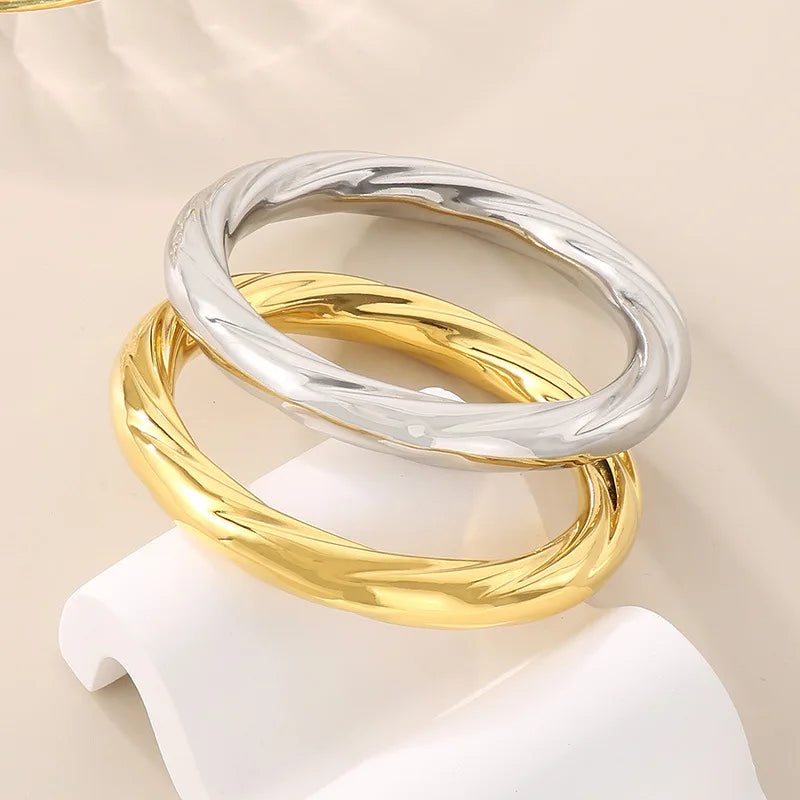 REBEL Retro Popular 10mm Stainless Steel Charm Bracelet Spiral Pattern 18K Gold-Plated Bangles Fashion Personality Jewelry
