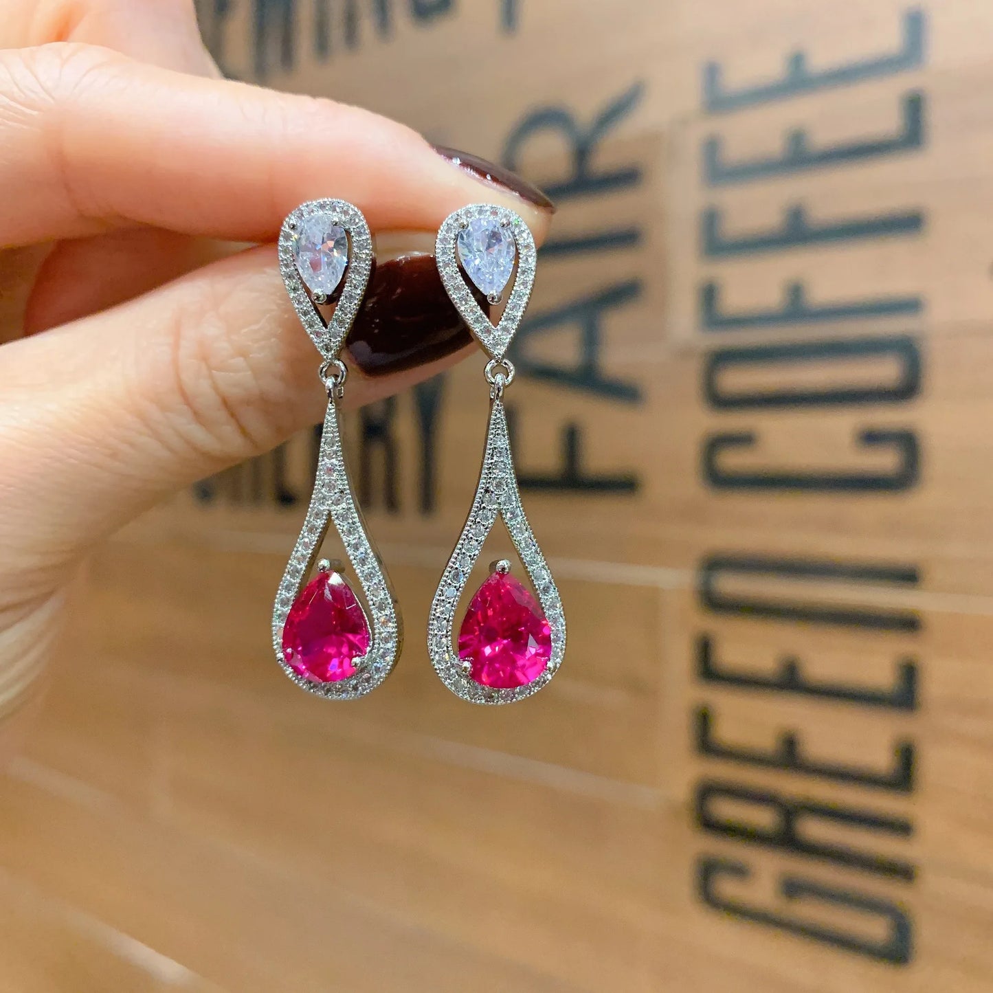 Fashion Red Cubic Zirconia Vintage Micro Pave Diamond Necklace Earrings Set Eco-friendly Copper Red Zircon Jewelry Sets