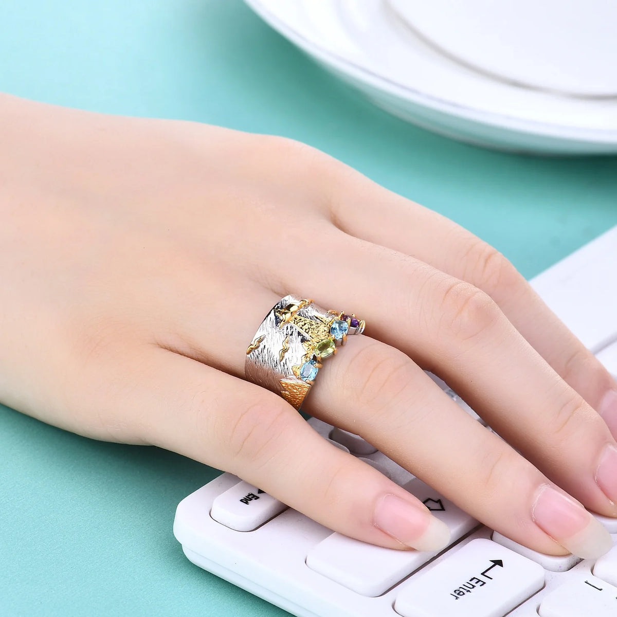 ArtistA Abiding Original Design 925 Silver Mixed Natural Gemstone Peridot Topaz Gold Plated Mountain Cloud Ring