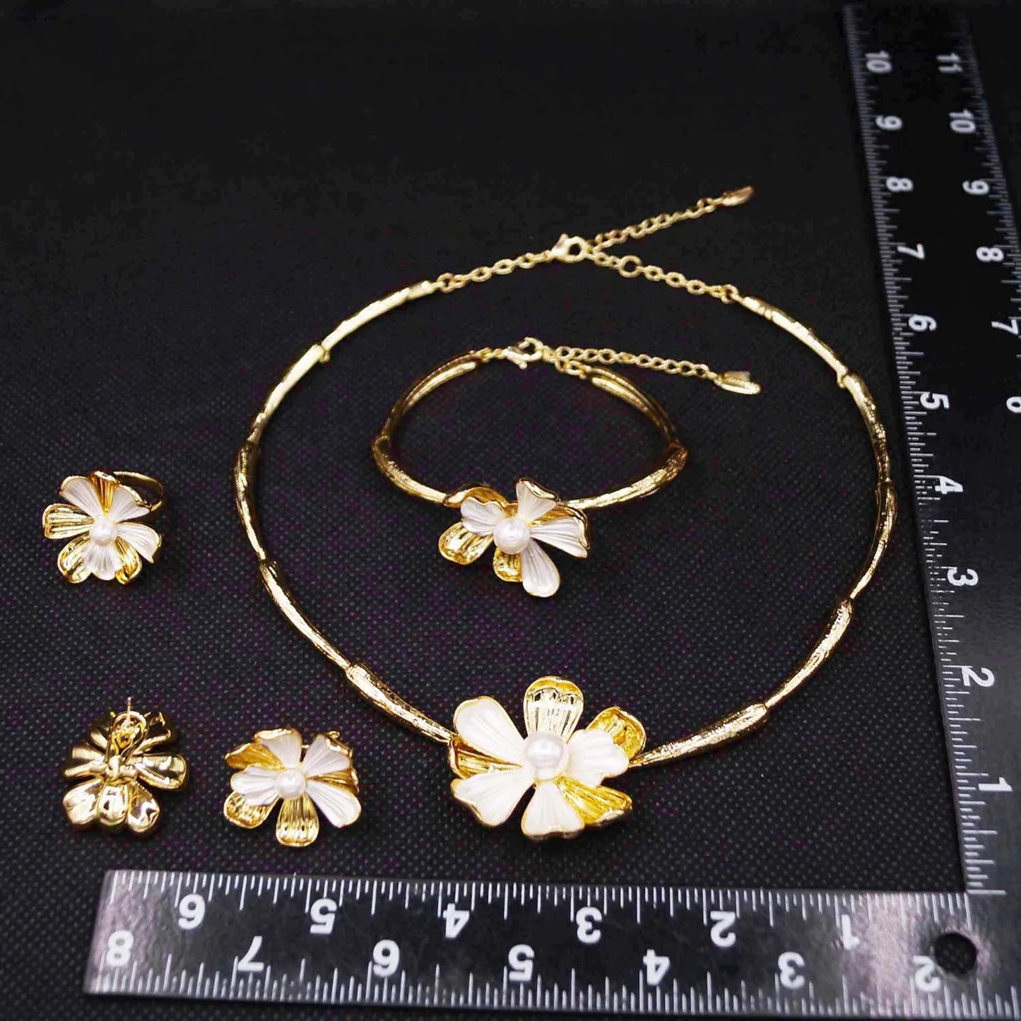 Zhuerru Italian Gold Plated Jewelry Set Simple Cheap Necklace Bracelet Jewels Sets Available Bridal Wedding Gifts HV000742