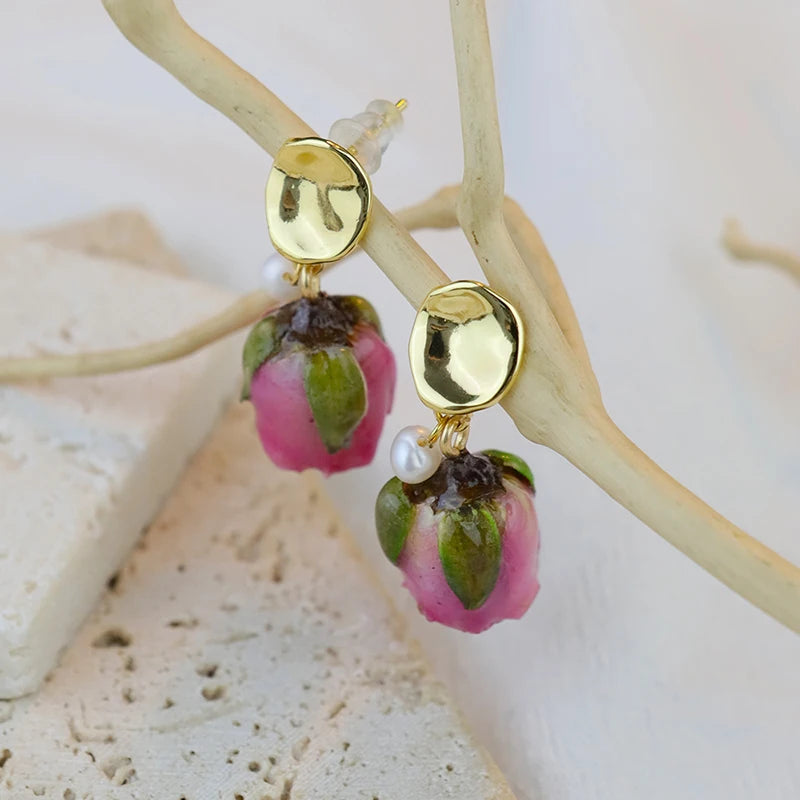 Popular European and American Niche Design Sense Rose Earrings, Natural Pearl Temperament Earrings, Women's Fashion Earrings