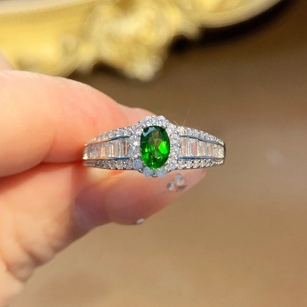 Gioiellieri High Quality Natural Diopside Ring S925 Silver Inlay Simple Design Women Clavicle Chain Gemstone Jewelry