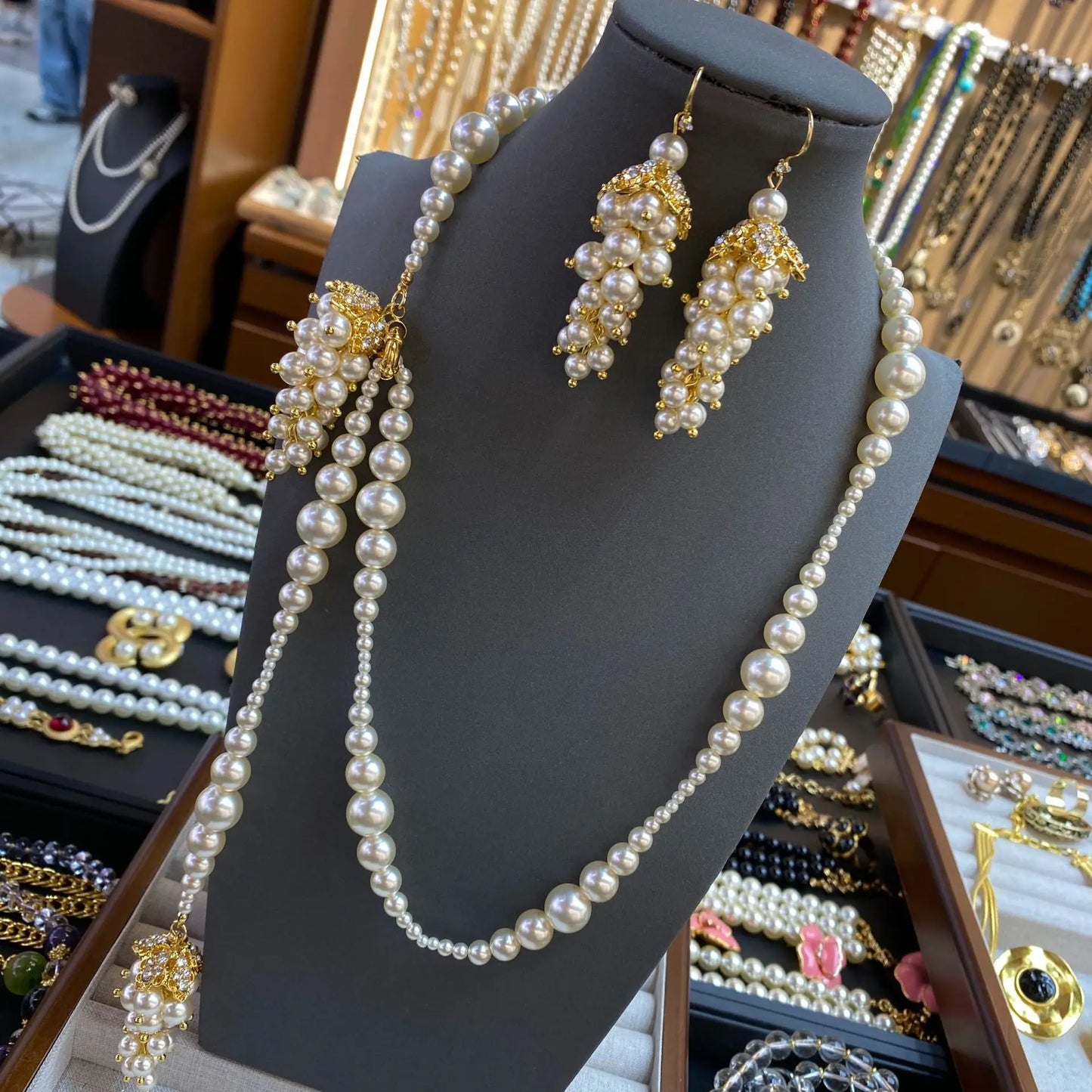Gold Plated Bridal Long Pearl Necklace Earrings Two Piece Jewelry Set Indian Dubai Style Grape Design Pearl Gold Jewelry Set
