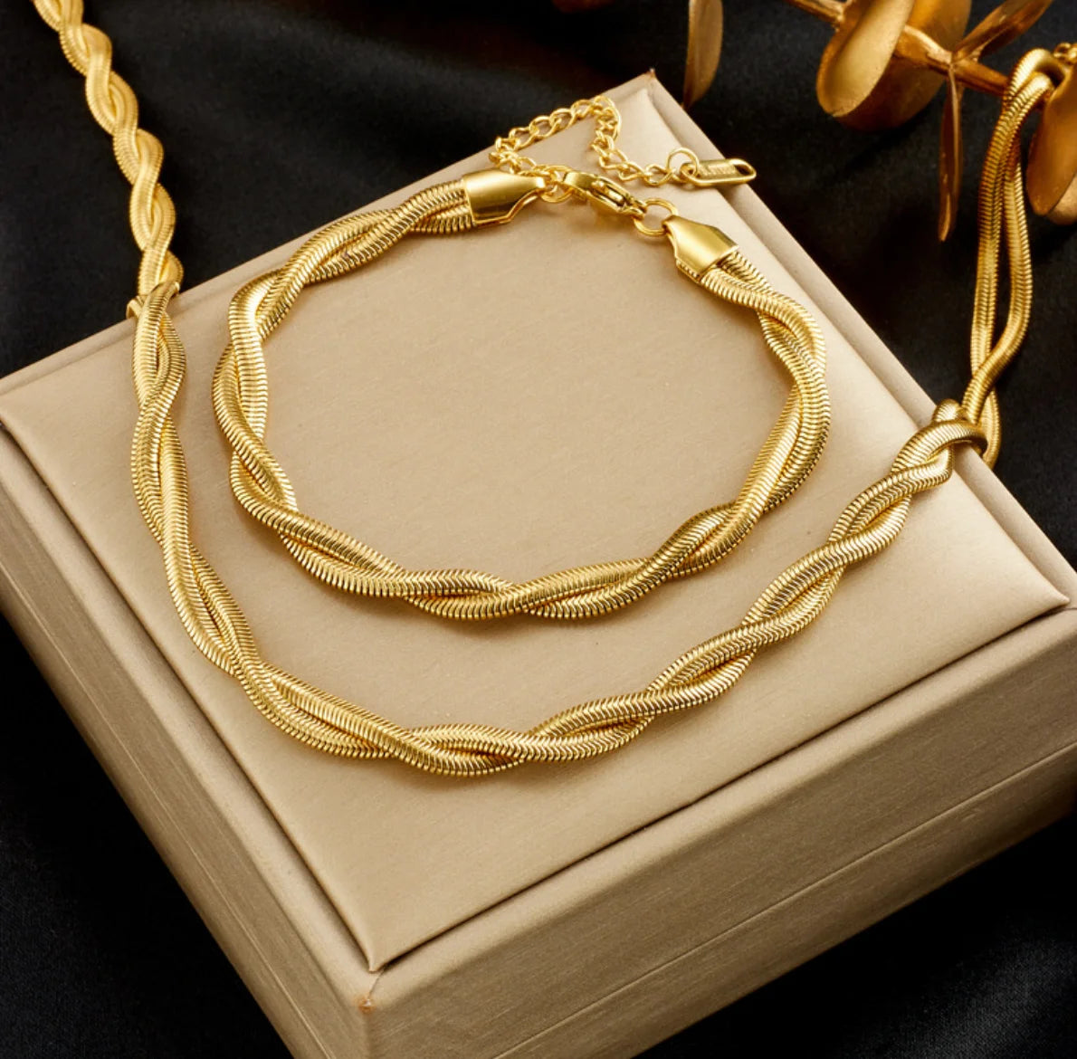 Gold Twist Chain Necklace & Bracelet Jewellery Set | Textured Luxury Fashion Set