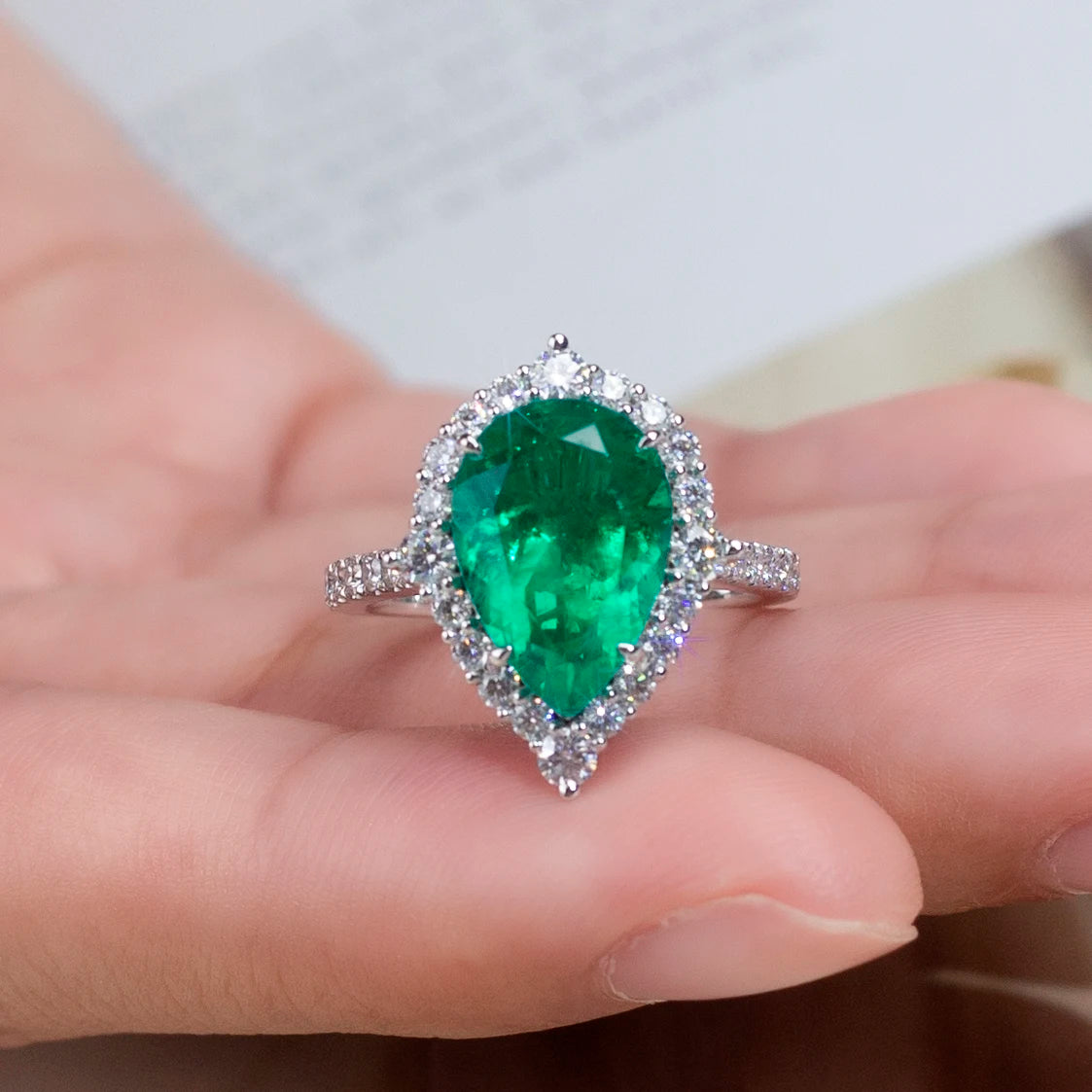 Messi Jewelry MSR-1186 18k Gold  Pear Cut Lab Grown Colombia Emerald  Engagement Ring Classic Style