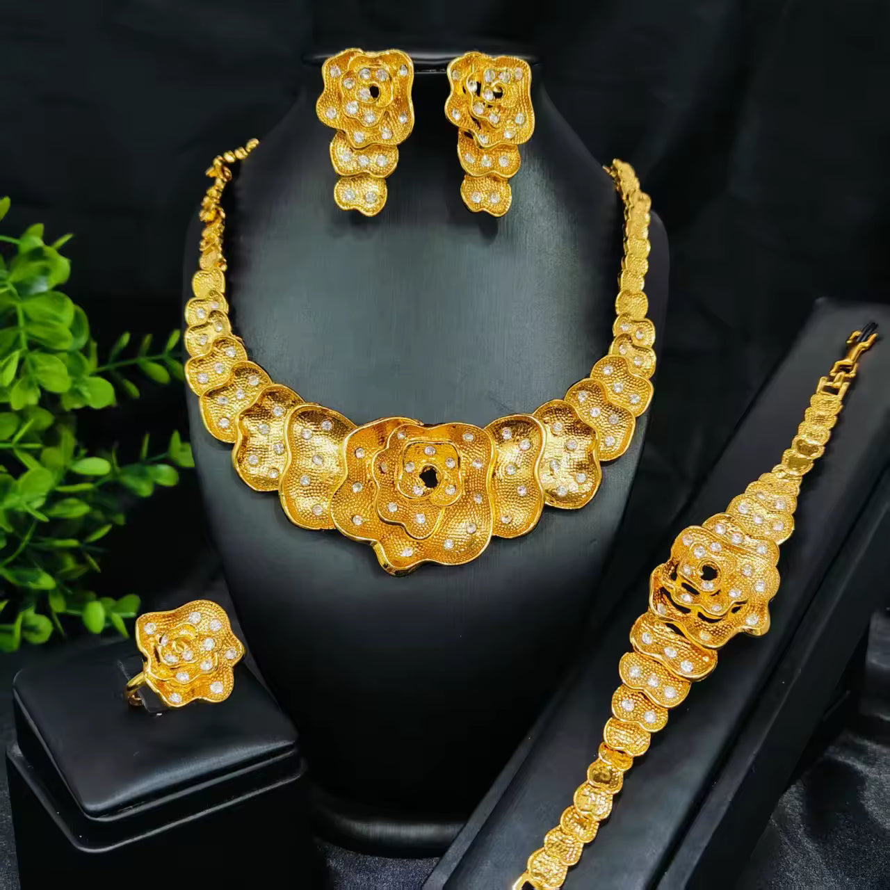 NLB01SPECIAL131 10 sets for £79/-