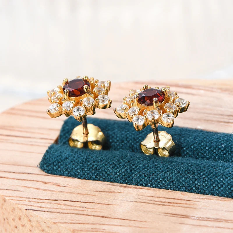Gioiellieri Genuine Natural Garnet Brilliant Cut Women's Stud Earrings 18K Gold Plated 925 Sterling Silver Setting Hypoallergenic Gift Party