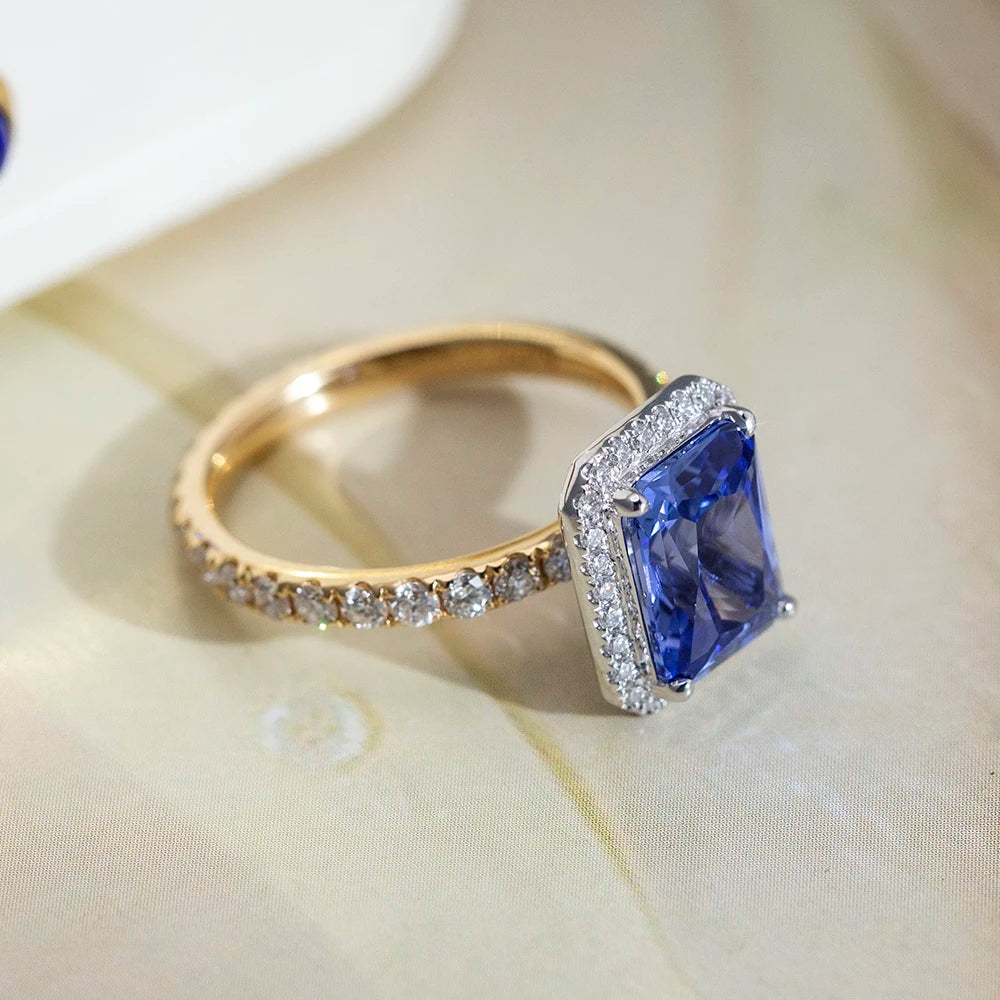 MSR-1596 Customized Jewelry 18K Yellow Gold Emerald Shape 7*9 Royal Blue Lab Grown Gemstone Ring