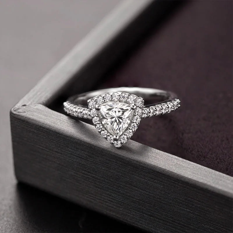 ArtistA HL05T Abiding Fine Jewelry 925 Silver Gra Certified Trillion Cut VVS DEF Color Moissanite Bridal 3 Pieces Jewelry Sets