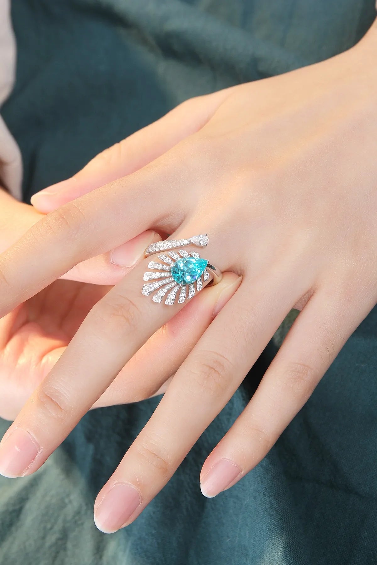 Gemfiori Unique Rings for Women 925 Sterling Silver Ring Lab Grown Paraiba Pear Blue Diamond Rings Jewellery Gift Idea for Her Birthday