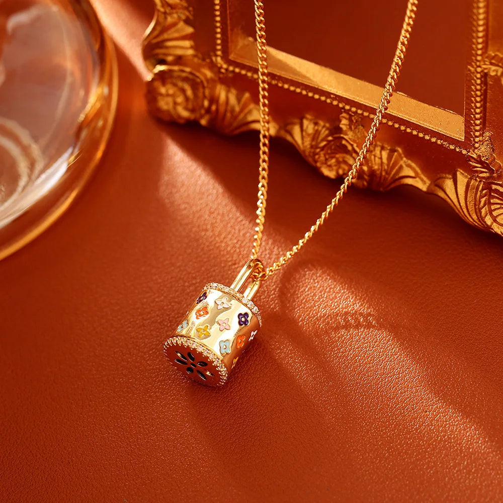 Four-Leaf Clover Pendant Necklace & Earrings | Real Gold Plated Collarbone Chain | Gold & Silver