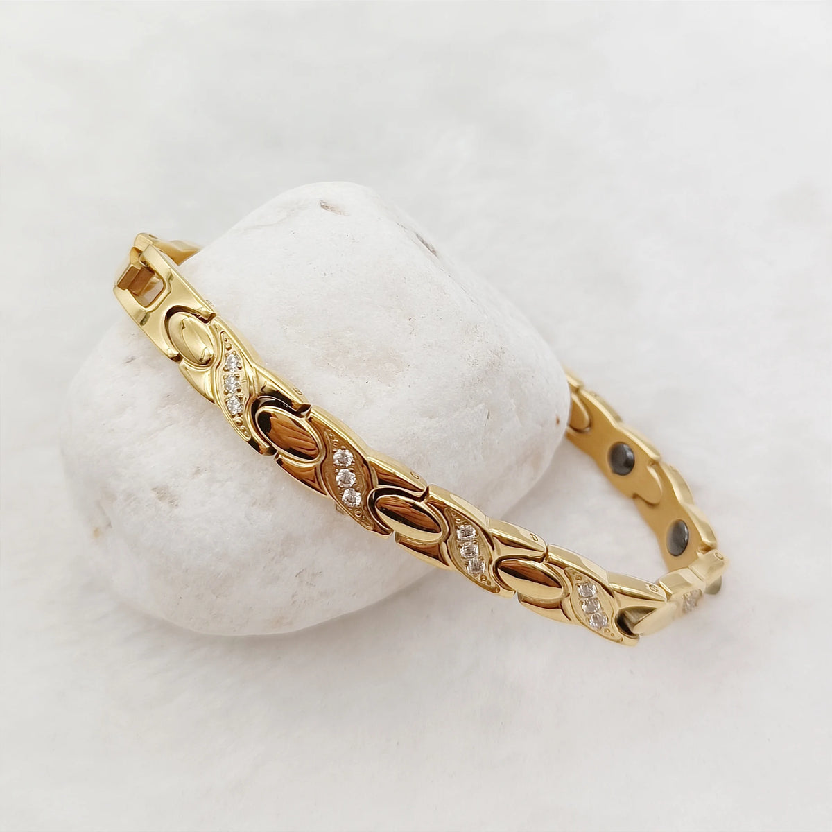 Elegant 24K Gold Plated Stainless Steel Magnetic Bracelet for Women Sparkling Cubic Zircon Stylish Wrist Jewelry Daily Wear Gift