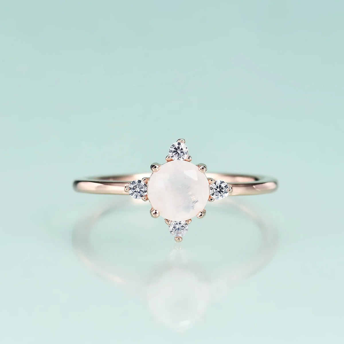 ArtistA Abiding Fine Jewelry Delicate Fashion Rainbow Milky Moonstone Gemstone Ring Jewelry for Women