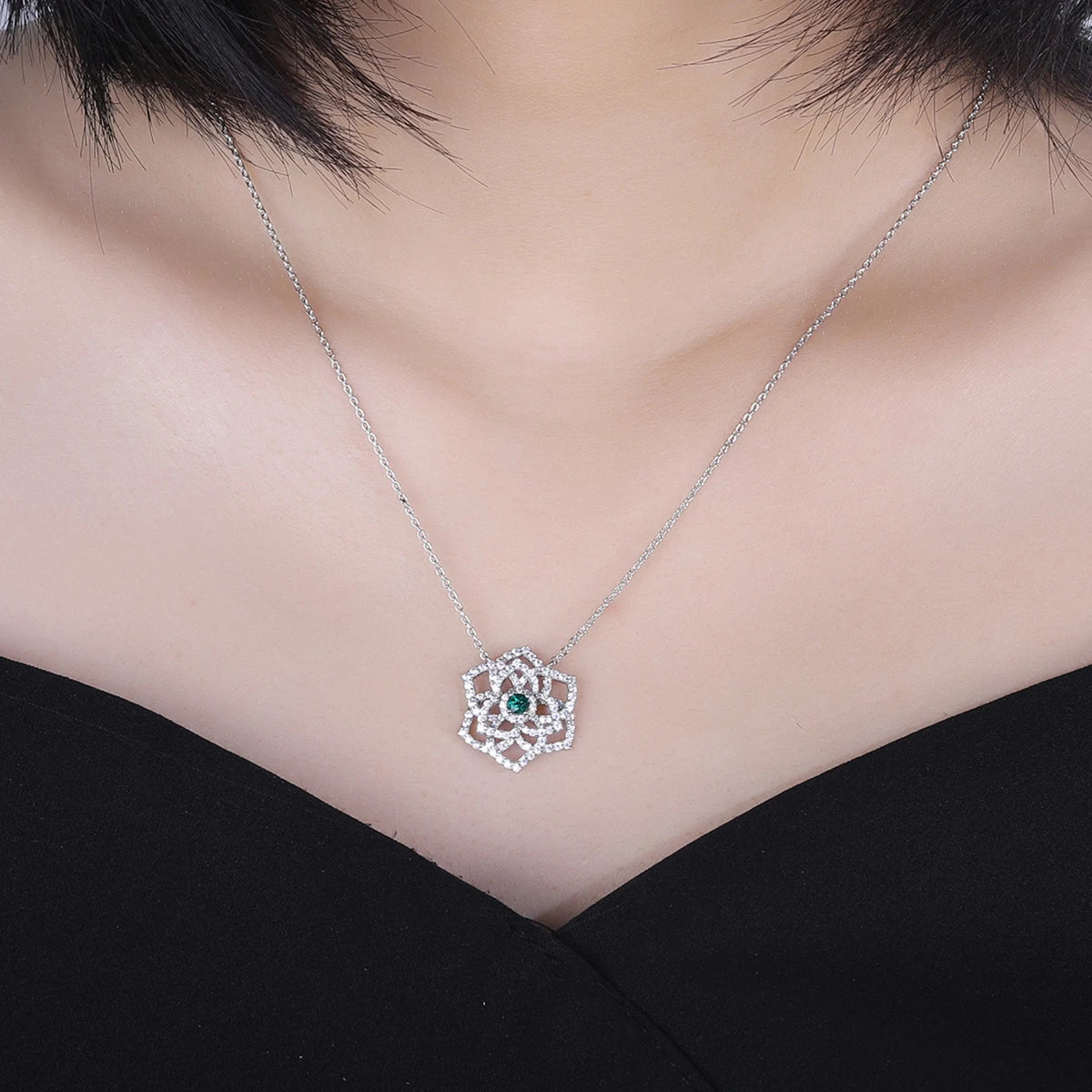 Gemfiori ANSTER 925 Sterling Silver Customised Necklace Round Emerald Diamond Rose Flower Necklace With 18 Inch Silver Chain