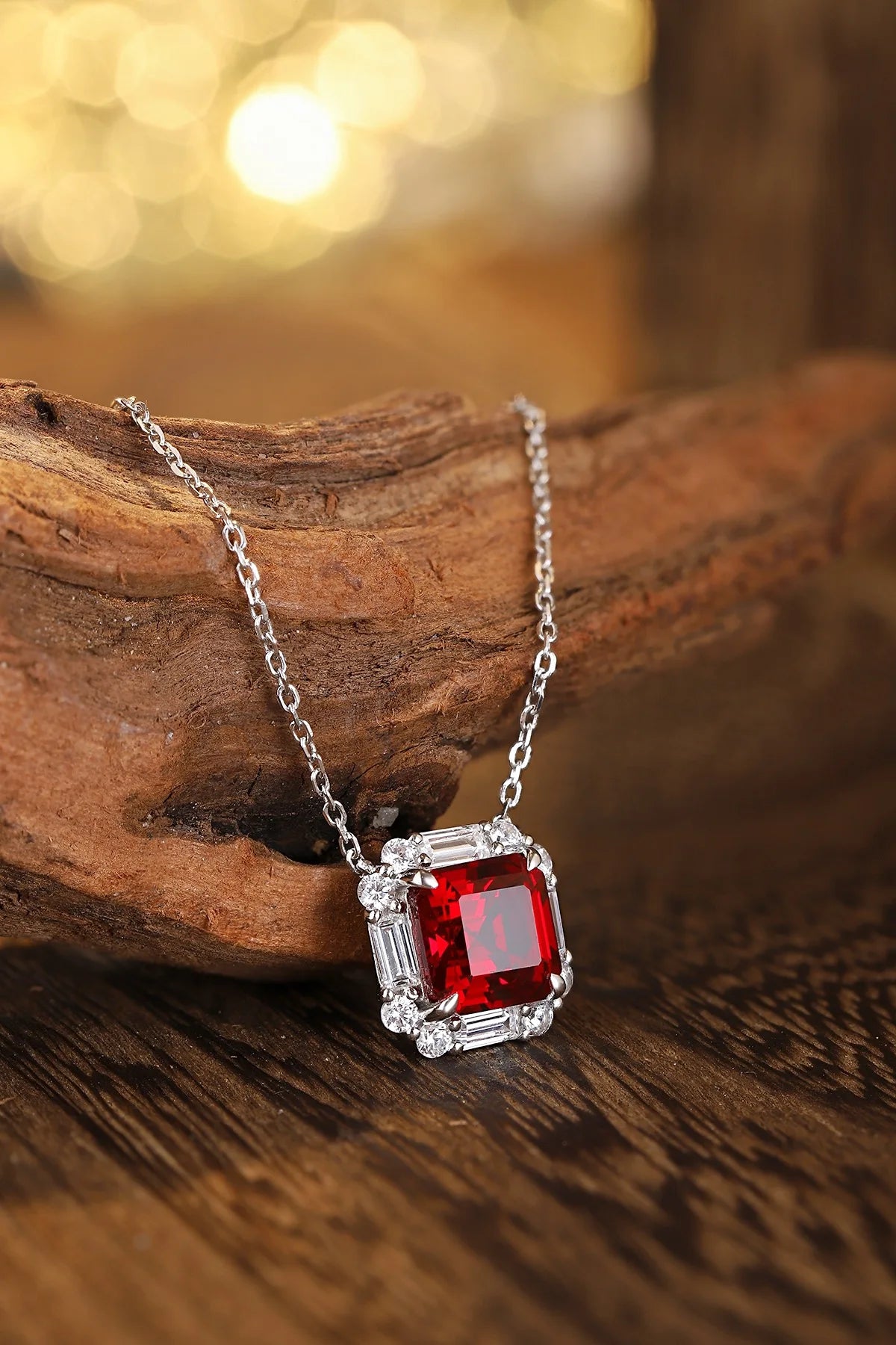 Gemfiori Anster 925 Sterling Silver High-quality Cultivated Ruby Necklace - Suitable for Parties or As a Gift