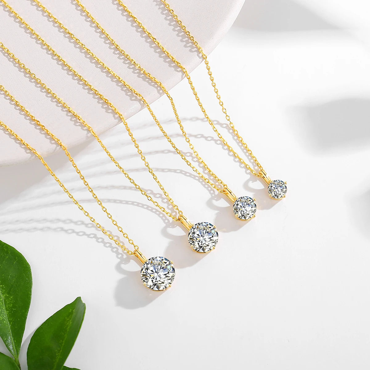 Gioiellieri Fine Jewelry Supplier Woman Wedding New Year Gift 1ct 2ct 3ct Moissanite Hard Hollow 14K Gold Classic 4 Prong Pendant