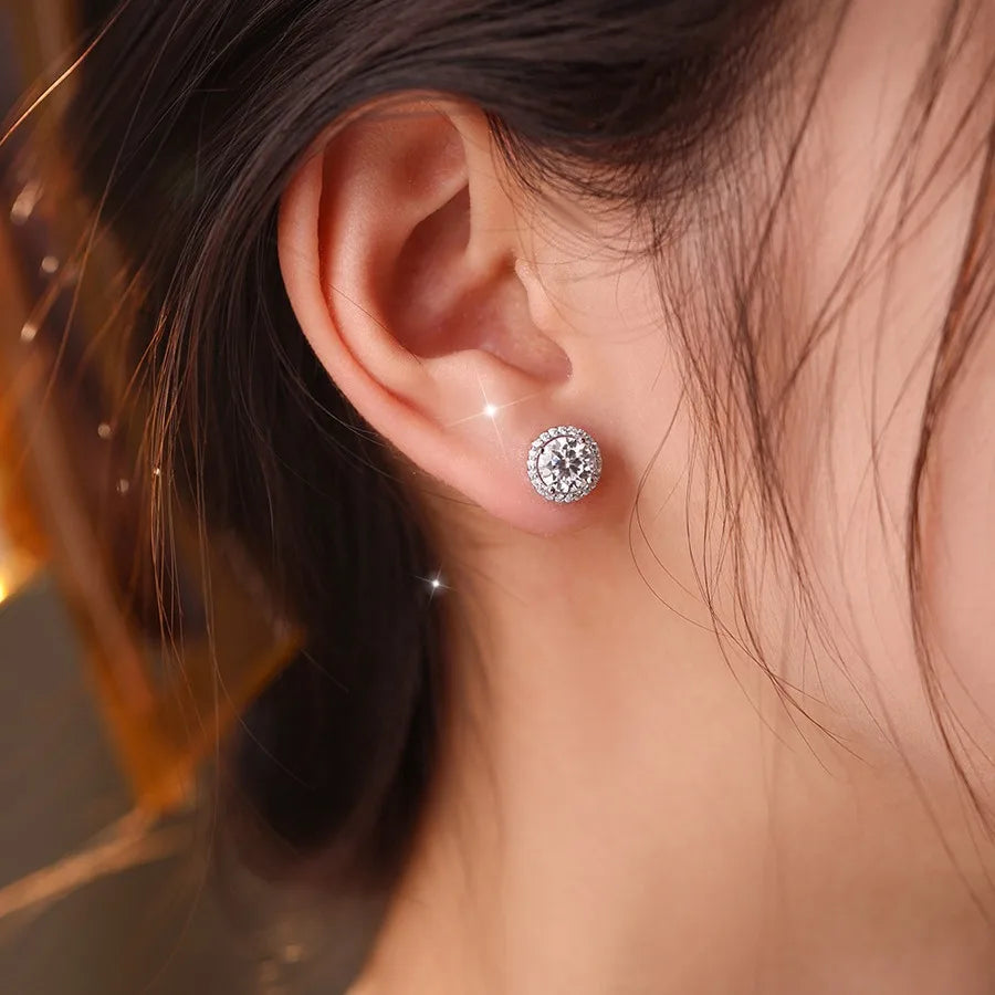ArtistA Moissanite Jewelry Stud Earrings Classic Heart Vvs2 Moissanite GRA Certificate 925 Earrings Silver Jewelry for Women