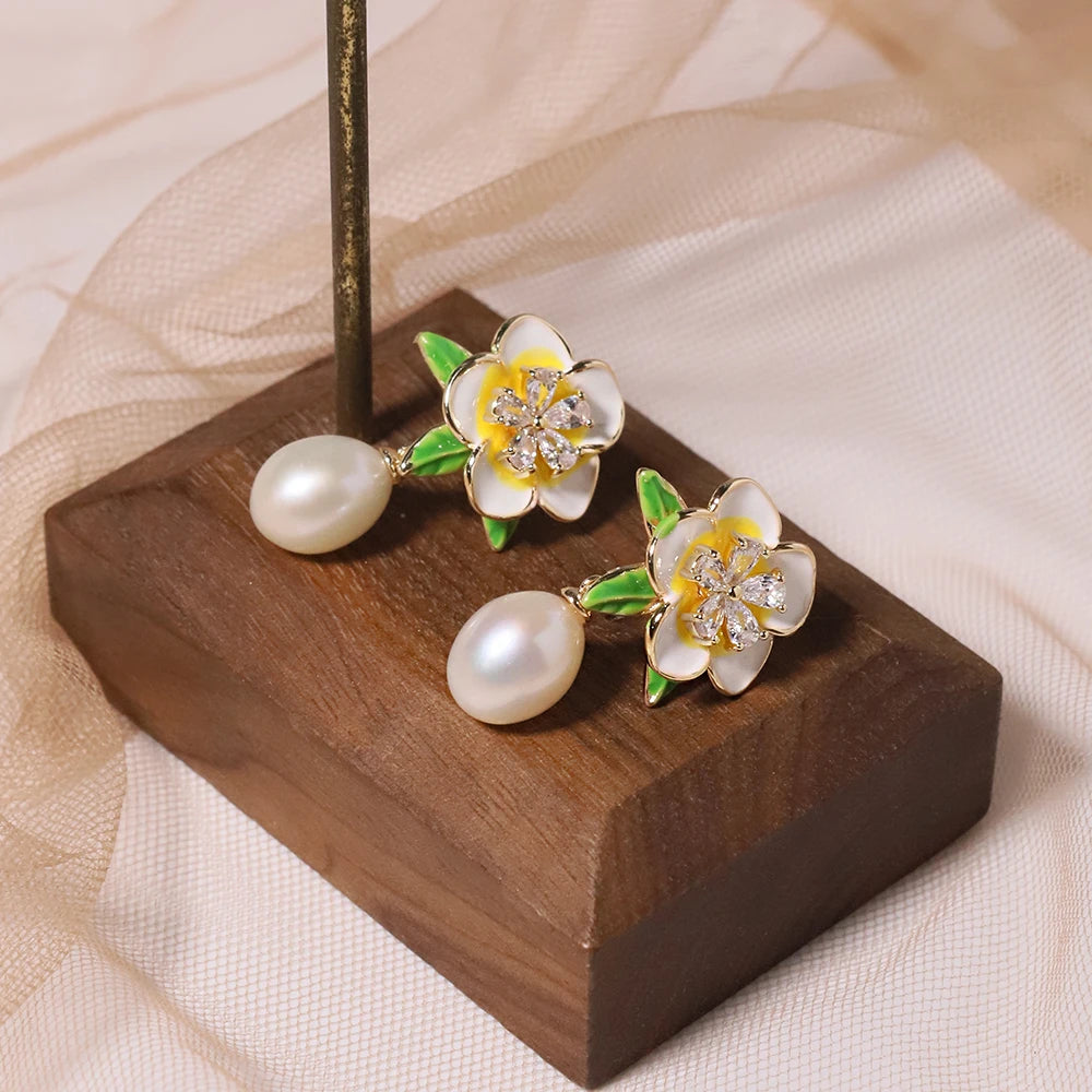 Natural Freshwater Pearl Pink Butterfly Pendant Earrings Korean Style Women Luxury Jewelry Fashion Ladies and Girls Gift GE1584