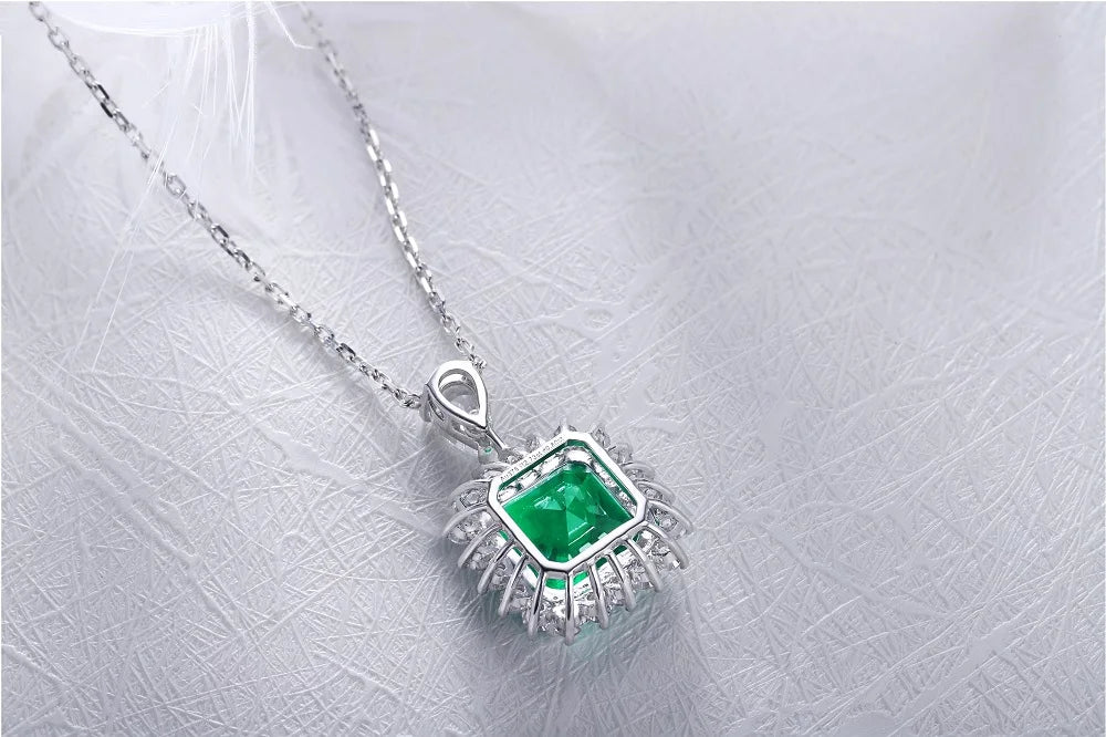 Gemfiori Asscher 9*9mm 3ct Hydro Emerald 18k gold pendant Necklace from Shenzhen custom jewelry manufacturer Wuzhou Gemfiori