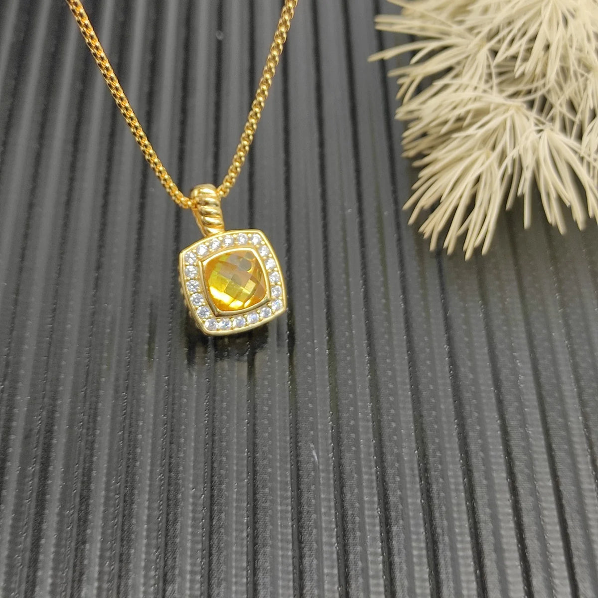 Gemfiori FASHIONISTA DY High-Quality Silver-Plated 7mm Square Diamond Necklace. Gold-Plated 7mm Colored Gemstone Necklace. Jewelry.