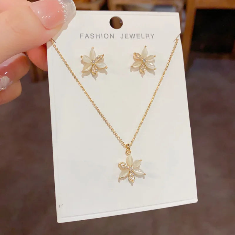 Top Quality Fashion Exquisite Cat Eye Stone Flower Necklace and Earrings Set Classic Real Gold Plated Jewelry Set for Women