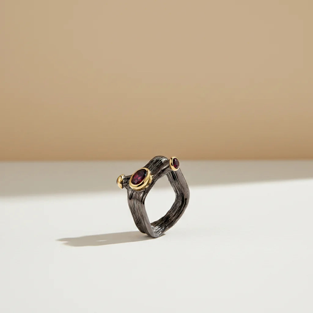 Retro Italy Garnet Stone Silver Ring Costume Jewelry Ring