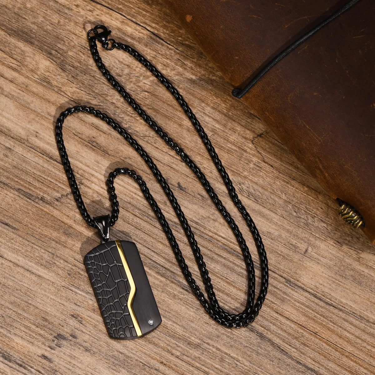 REBEL Chrome Titanium Steel Black Tag Stainless Steel White Zircon Dog Tag Pendant Necklace for Man Customized logo Heart Jewelry