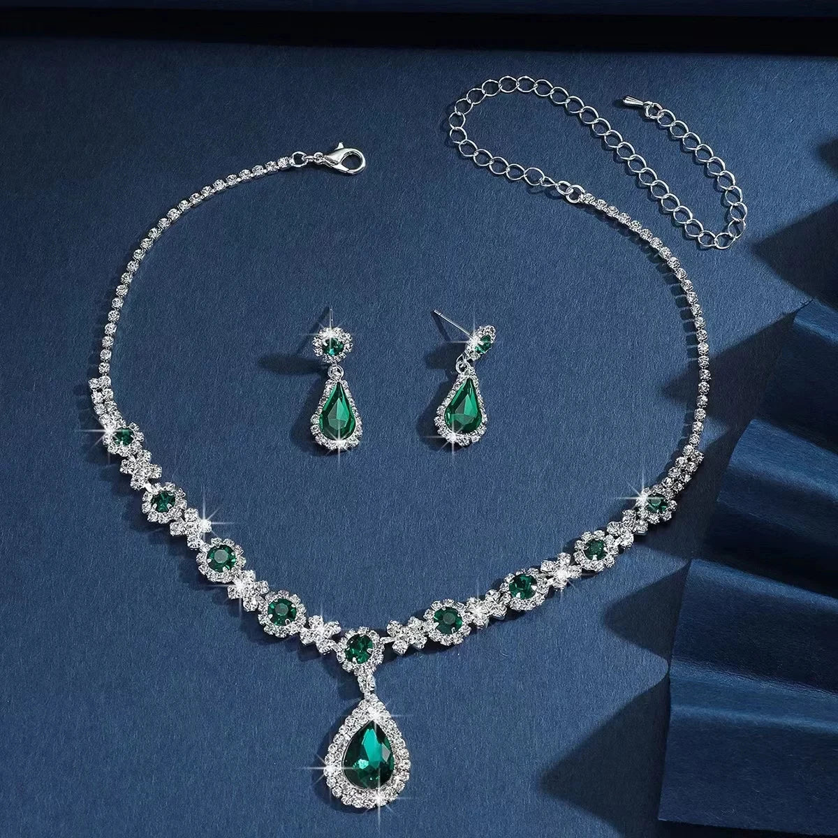 XM S372 Platinum Plated Princess Cut Zircon Floral Teardrop Pendant Necklace & Earrings Bridal Set
